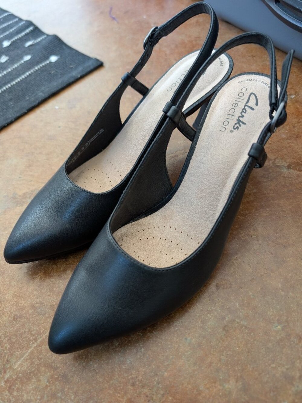 Clark's tammitha strap black leather heels 7.5